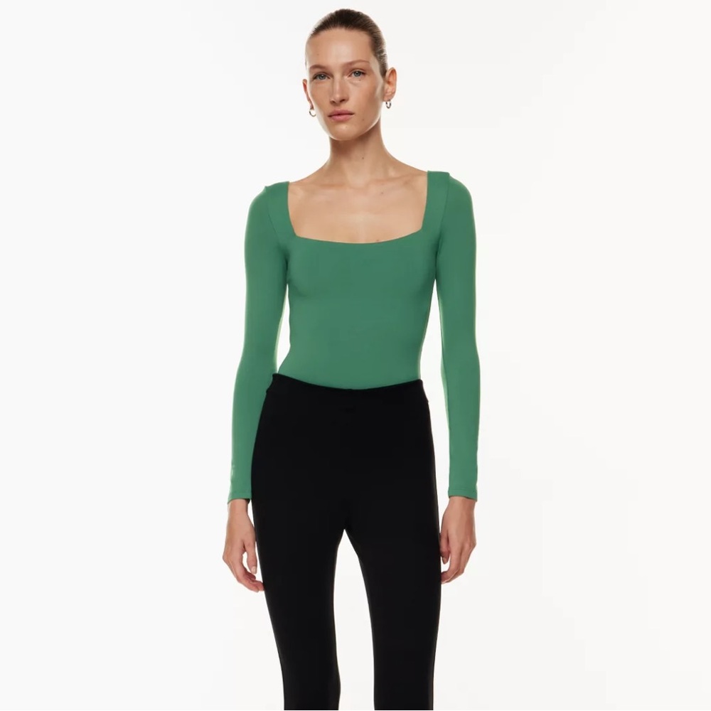 Aritzia bodysuit